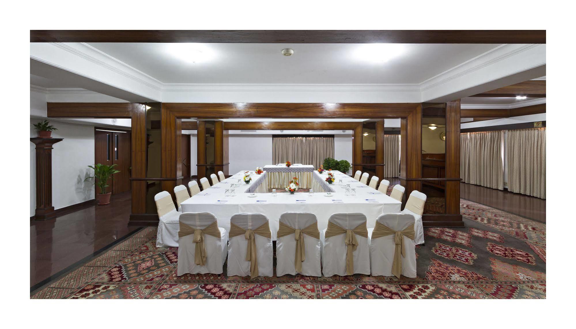 Jehan Numa Palace Hotel Bhopal Extérieur photo