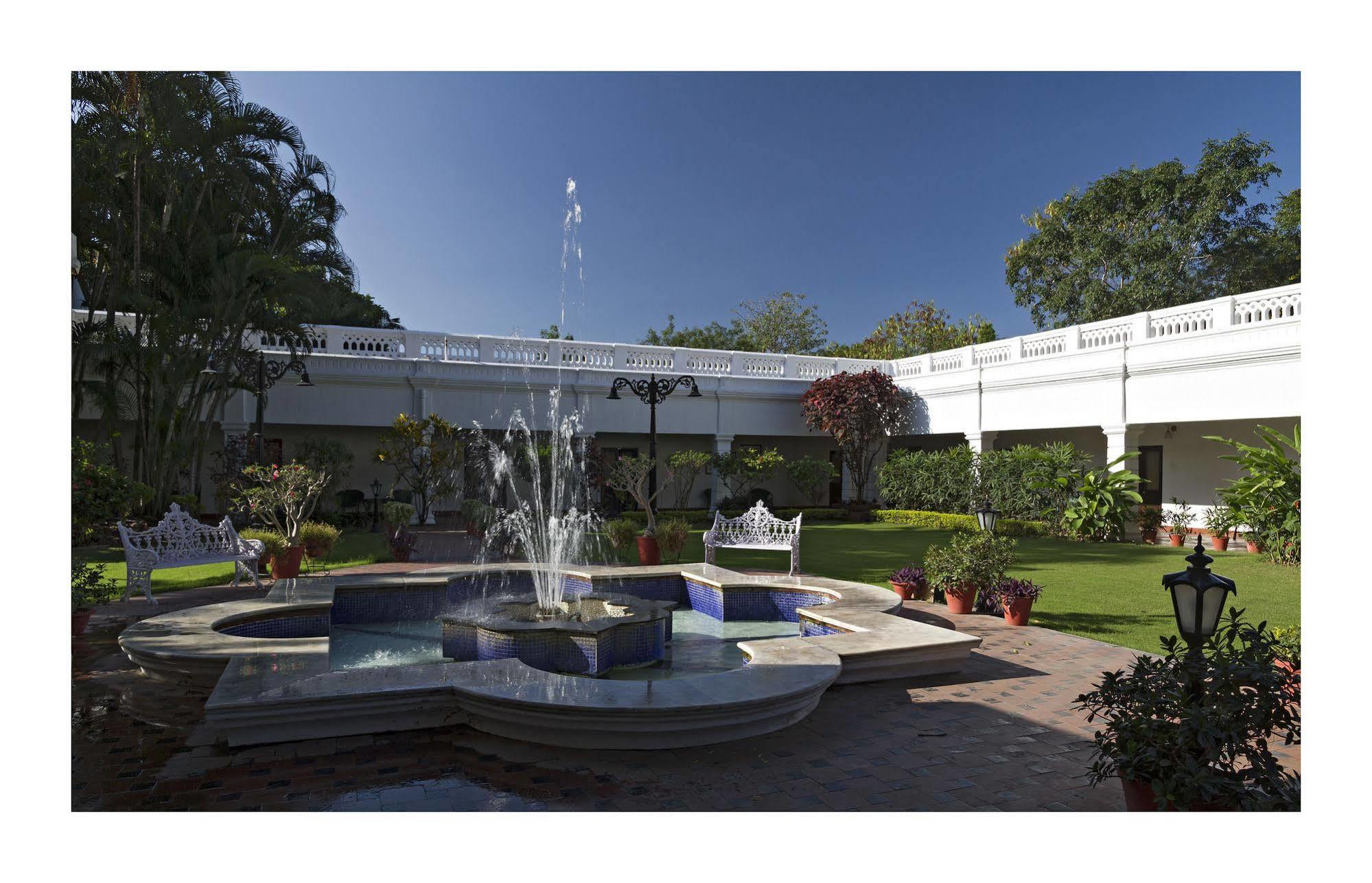 Jehan Numa Palace Hotel Bhopal Extérieur photo